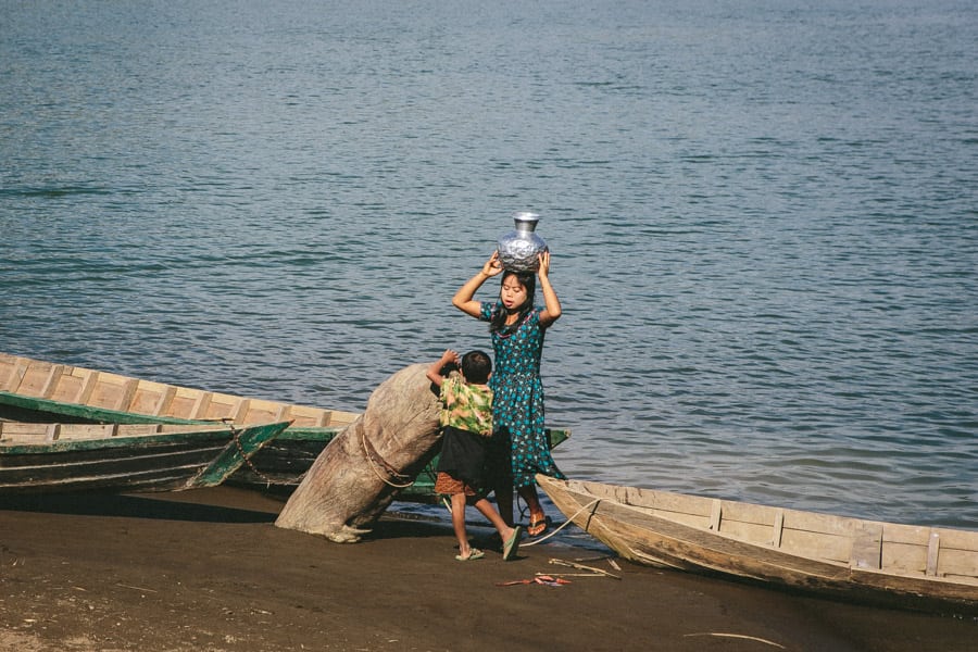 Myanmar-Mrauk U-Chin Villages-015