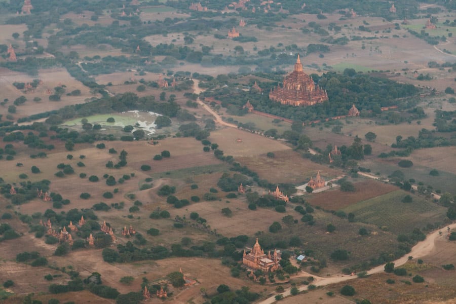 BalloonsOverBagan-014