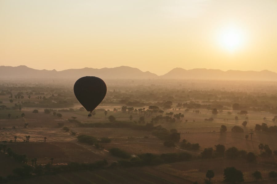 BalloonsOverBagan-021